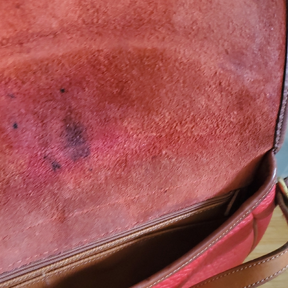 Dooney & Burke Red Leather Women's Bag - Picture 2 of 9